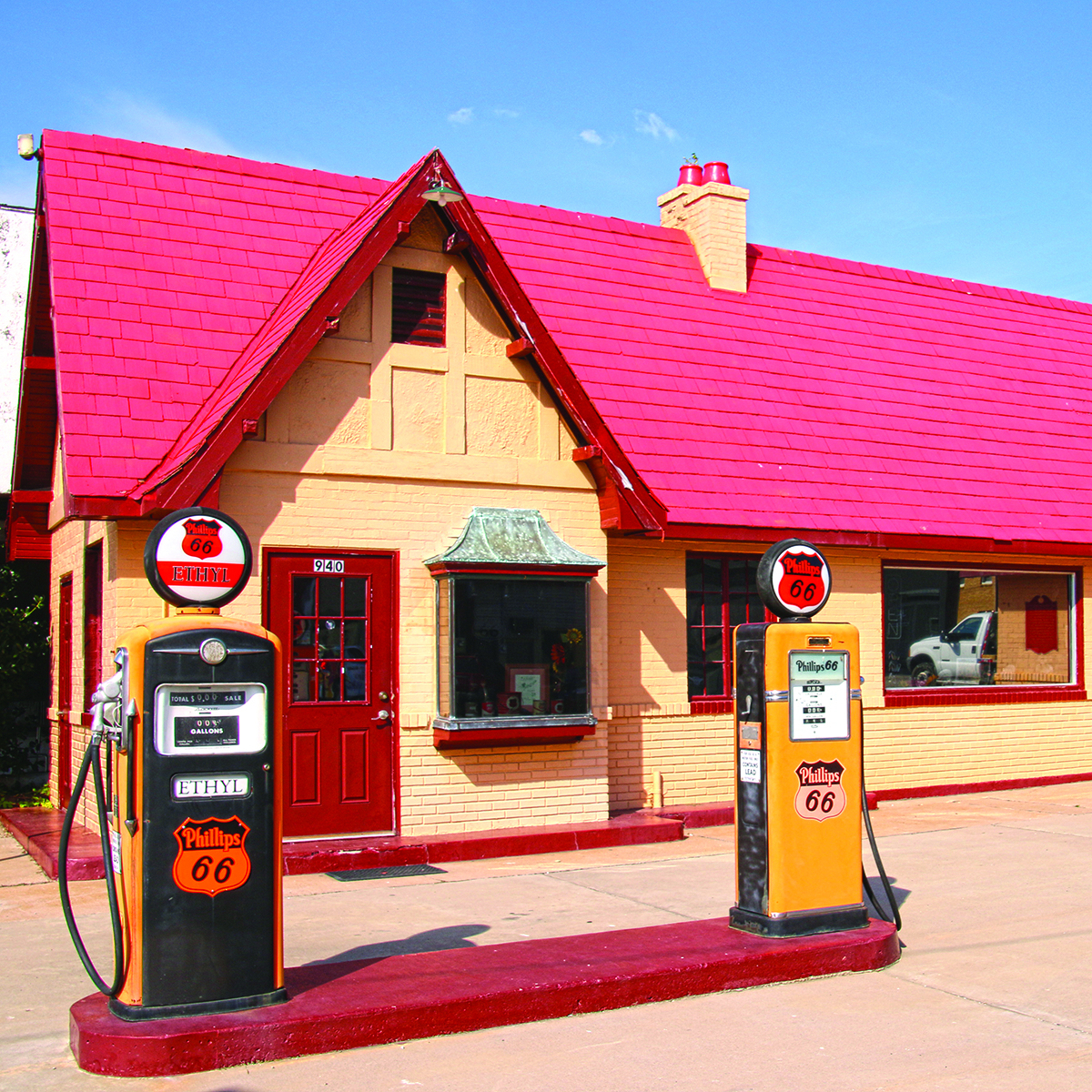 Route 66 Visitor Center